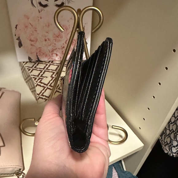 Kate Spade Stacy Cameron Street Jardin Slim Bifold Black Multi Floral Wallet EUC - Picture 4 of 13